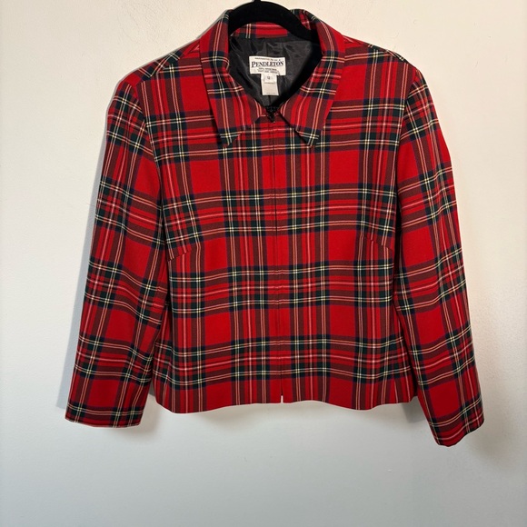 Vintage Pendleton Women's Red Plaid Jacket 100% Virgin Wool Lined Size 12 - Picture 3 of 11